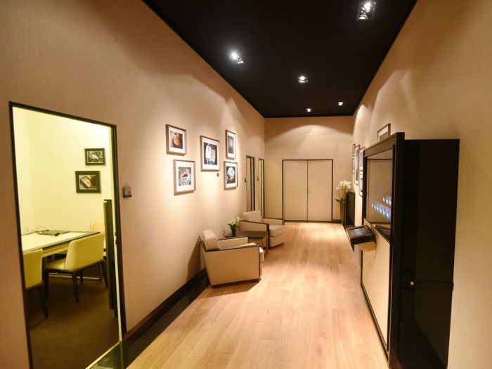 真力时手表维修服务点（真力时表壳变形）