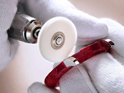 真力时手表官网售后电话（真力时密闭性变差）